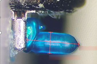 2022.08.19 纽扣电池接触点  点UV胶-：.png