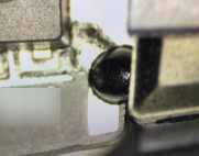 2022.08.19 PCB板点导电胶-：.jpg